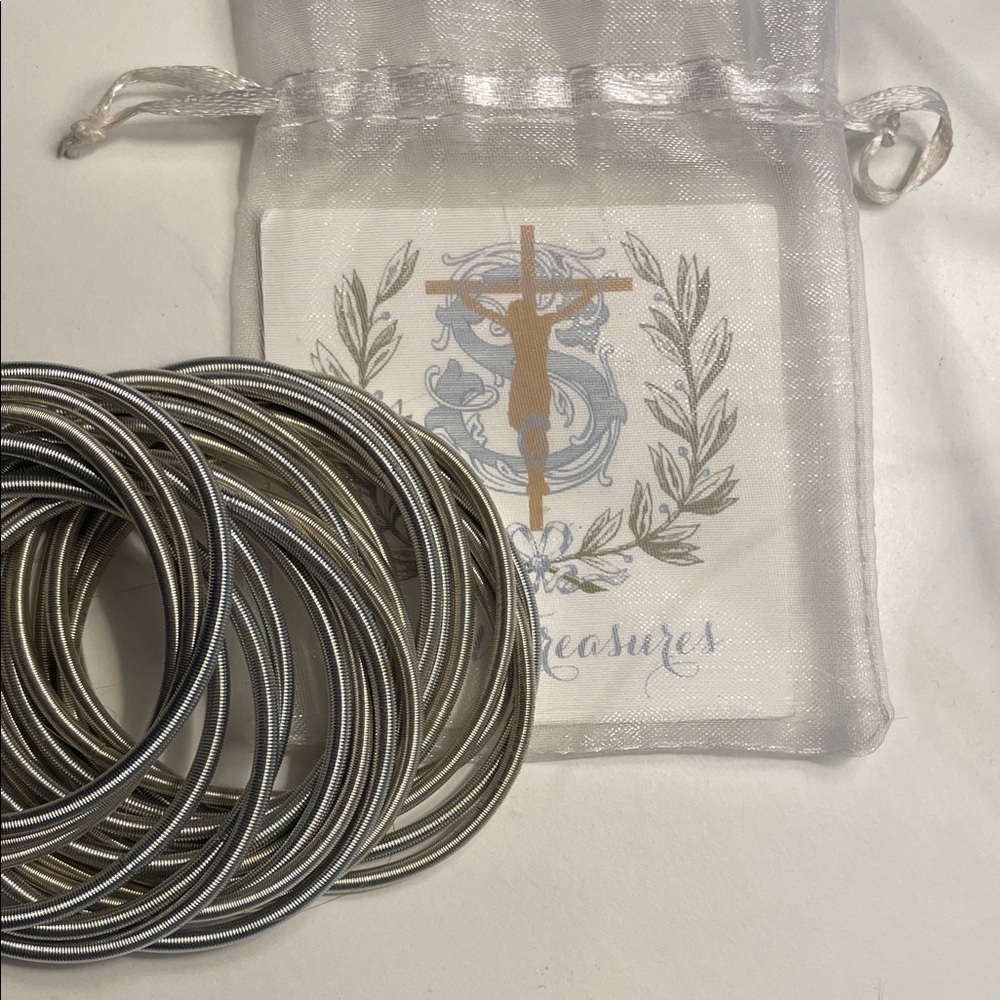 Silver Coil Stackable Bangle Bracelets - Unbranded from boutique